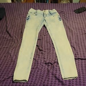 Juniors blue source light wash jeans size 3